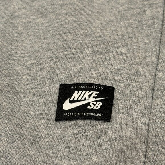 Nike SB Hoodie Gray Women’s Size Medium Streetwear Pullover - Picture 6 of 10